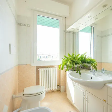 Apartment Roof Garden - 15 Min Da Venice